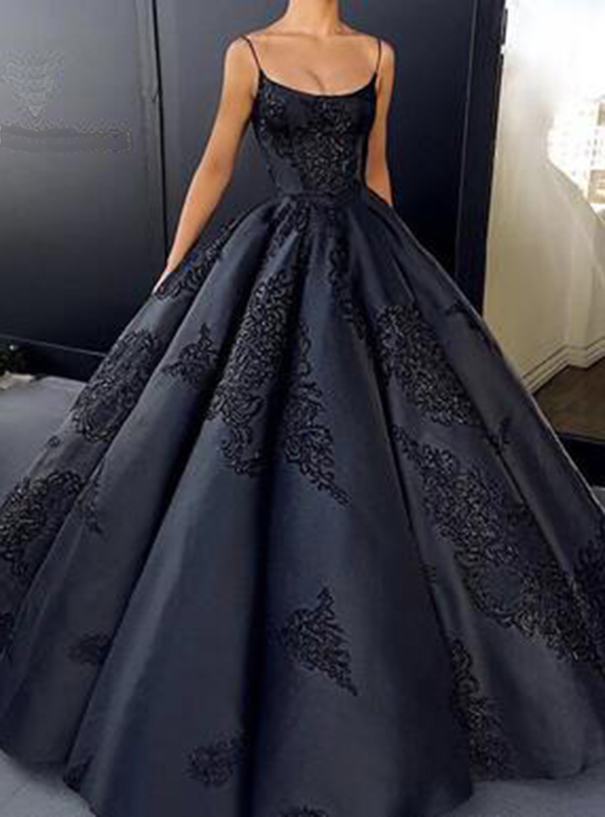 how much is a custom prom dress