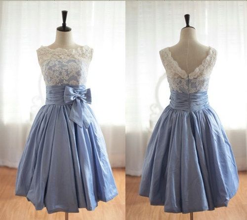 Custom Made Scalloped Blue Knee Length Prom Dress Simple Ivory Lace Bridesmaid Dress Short Homecoming Dress Cocktail Dress Wedding Party Dress